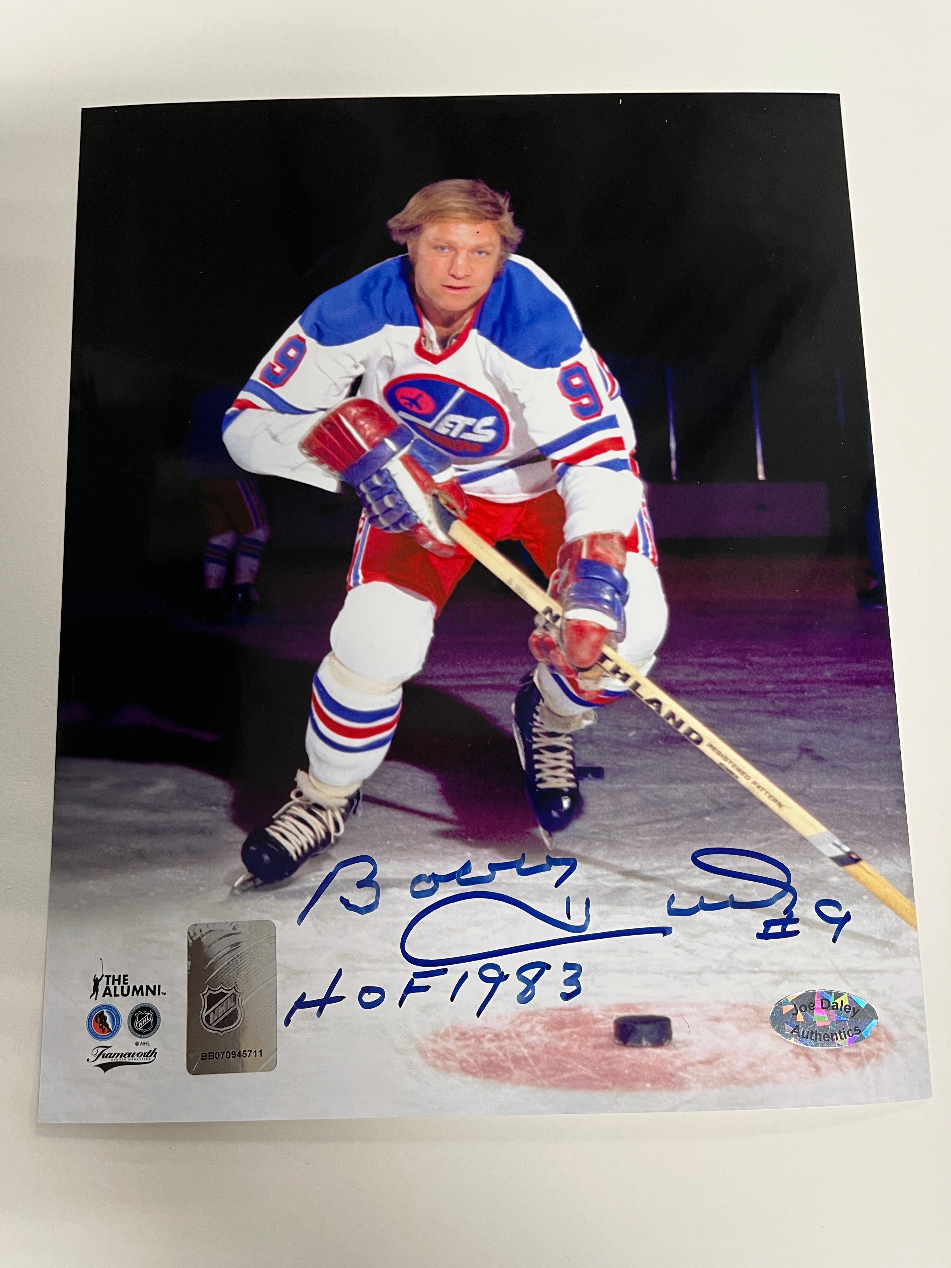 Bobby Hull Autographed 8x10 Photograph - Authentic Memorabilia for Winnipeg  Hockey Fans : : Sports & Outdoors