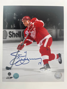 Steve Yzerman - Detroit Red Wings 8x10 Autographed Photo